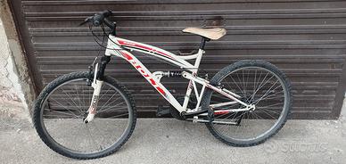 bicicletta Bolt raggio 26 