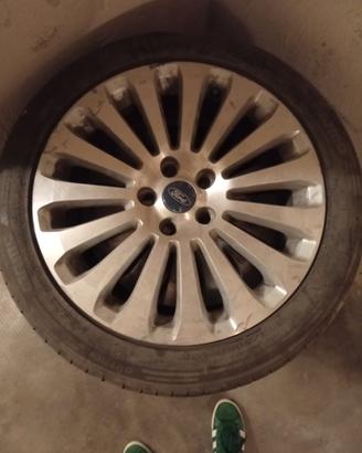 cerchi e gomme Ford in lega