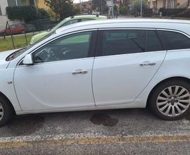 OPEL Insignia - 2011