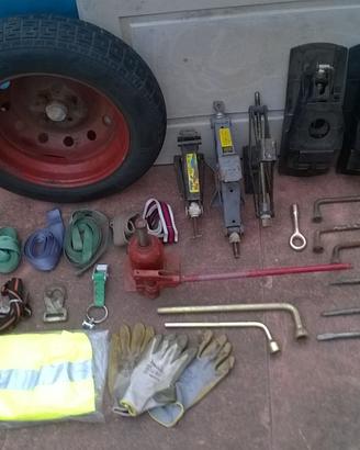 ACCESSORI per CAMBIO RUOTE
