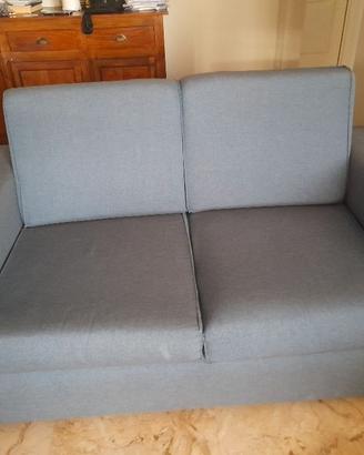 N. 2 DIVANI DI CUI 1 LETTO - AZZURRI
