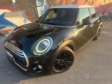 MINI 5 PORTE 1.5 116CV AUTOM/NAVI/PELLE/LED