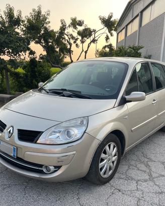Renault Scenic 1.9 DCI Dynamique  7 POSTI