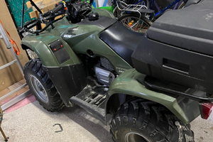 Stupendo Quad, come nuovo, mai fatto fuori strada