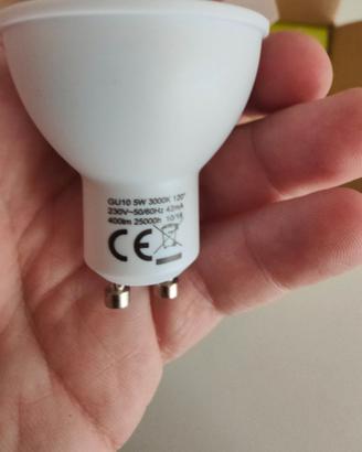 Set 6 lampadine LED GU10 da 5W Luce bianco caldo