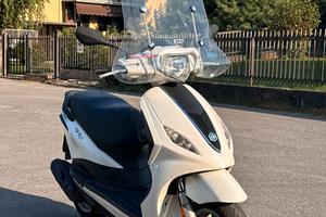 Piaggio fly 50 4T-2016
