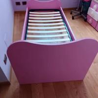 Letto rosa di charme
