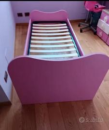 Letto rosa di charme