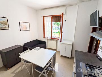 Climatizzato con 2 camere, vicino alla spiaggia