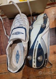 gratis scarpe da calcio e da calcetto