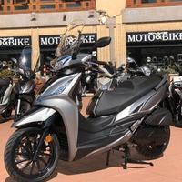 Kymco Agility 300i