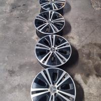 4 cerchi Mercedes R17 