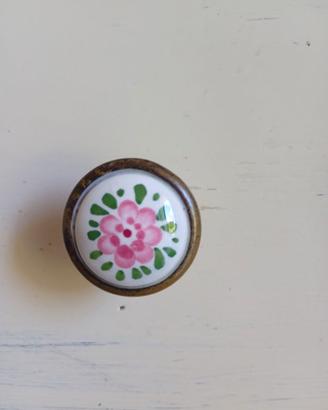 Maniglie in ceramica dipinte