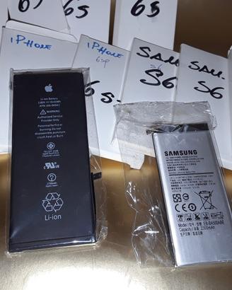 Batteria iPhone e Samsung - NUOVA 