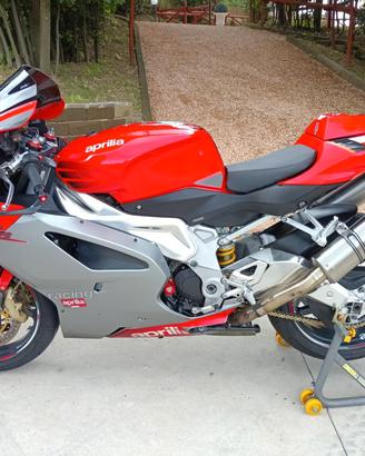 Aprilia RSV 1000 - consegna a domicilio