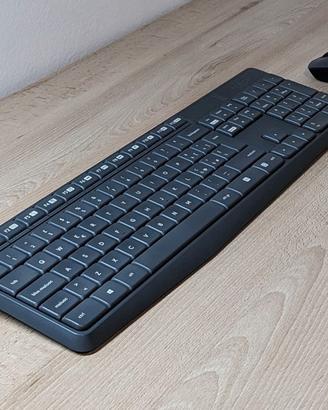 Logitech MK235 Combo tastiera e mouse wireless