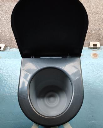WC da notte casa con secchio