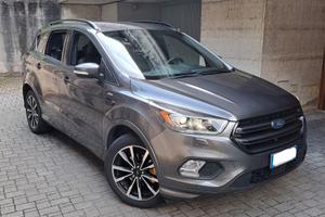 Ford Kuga St-line 