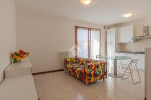 3 LOCALI A SANT'AMBROGIO DI VALPOLICELLA