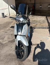 🛵 PEUGEOT TWEET 200 GT – ANNO 2025