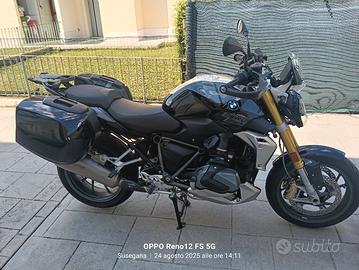BMW r1250r 