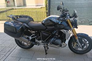 BMW r1250r 