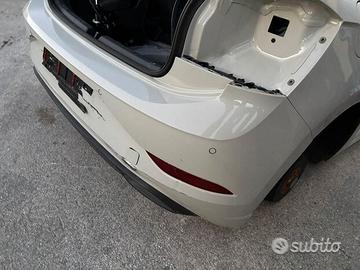 Disponibile paraurti post. polo 8 2025