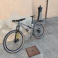 Scalpel SE Carbon 1 taglia L