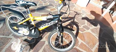  bici atala con caschetto e ruotine