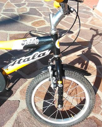  bici atala con caschetto e ruotine