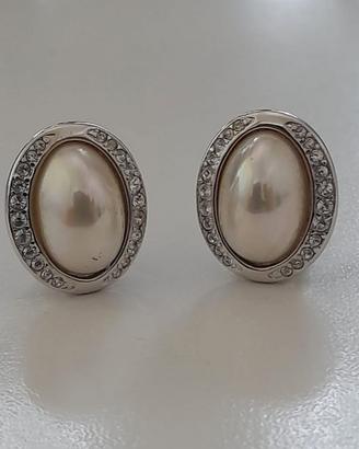 Orecchini ovali eleganti con perla centrale
