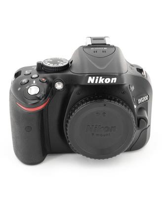 Nikon D5200