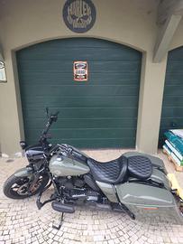 Harley Davidson Road King Special 2021