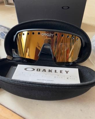 Oakley sutro lite sweep