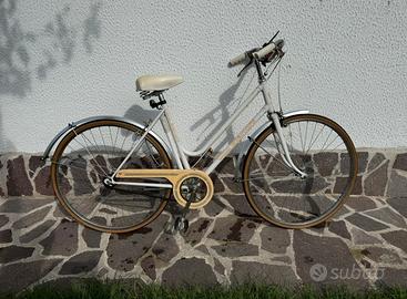 Bicicletta Bianchi – Telaio basso, stile classico