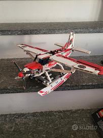 Lego technic Fire Plane 42040