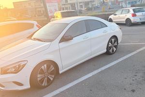 Mercedes-Benz CLA 180 d