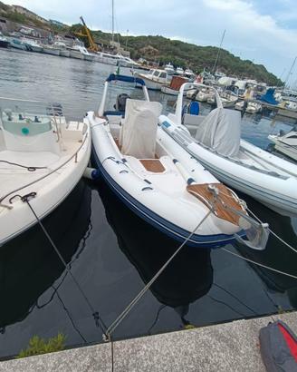 Gommone legar 7 metri - Mercury 150 Hp