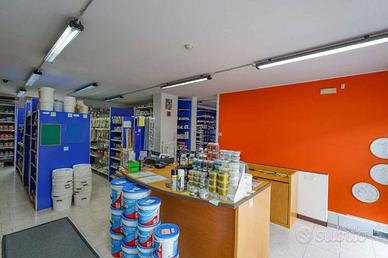 Immobile di 130 m² con 1 locale a Calusco d'Adda