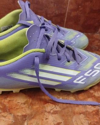 Scarpe calcio bimbo adisas n. 35 mod. F50