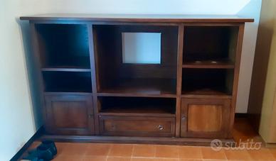 Mobile in legno
