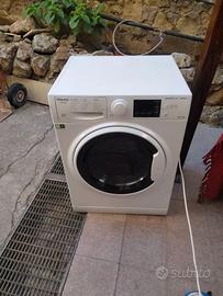Lavasciuga Hotpoint 9 kg 60 cm a 150€