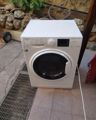 Lavasciuga Hotpoint 9 kg 60 cm a 150€