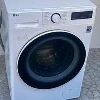 Lavatrice LG, 10 KG, 1400 Giri, Classe A
