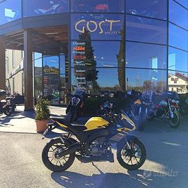 Aprilia Tuono 125 Viper Yellow