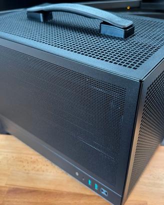 Mini Gaming PC Ryzen 7 RX 7700 XT 32GB DDR5 2TB