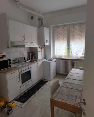 Stanze singole in appartamento ristrutturato 425eu