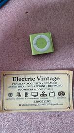 0420NN-Apple iPod Shuffle 4