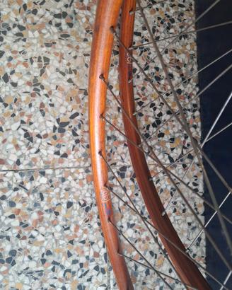 Ruote cerchi legno vintage 28 corsa 