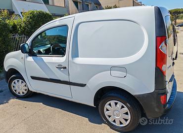Kangoo Express Compact 